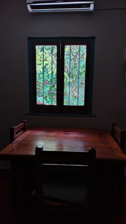 Venta Hermosa casa 3 ambientes con gran parque y cochera pasante en Bernal