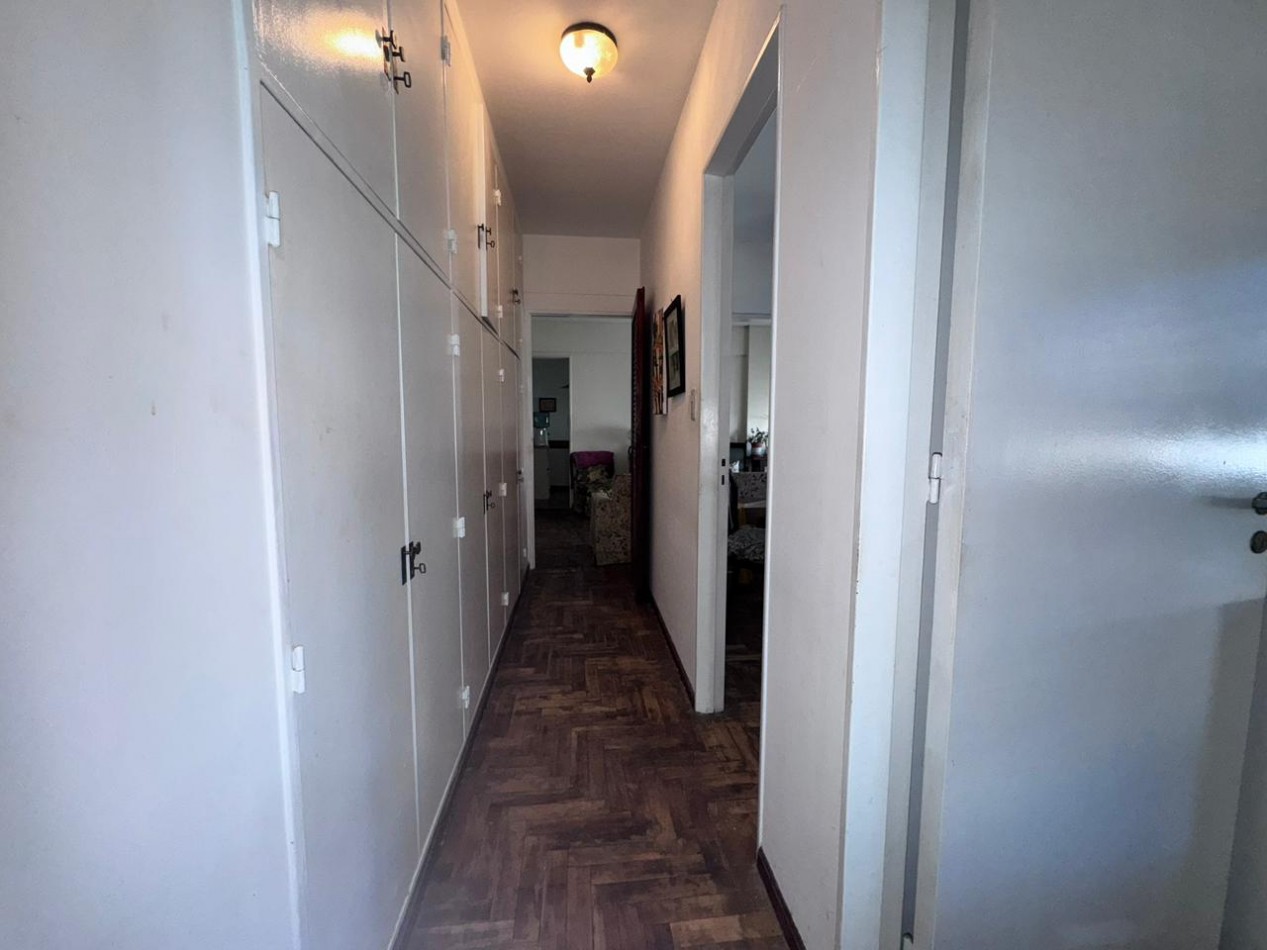 EXCELENTE DEPARTAMENTO DE 3 AMBIENTES CON BALCON