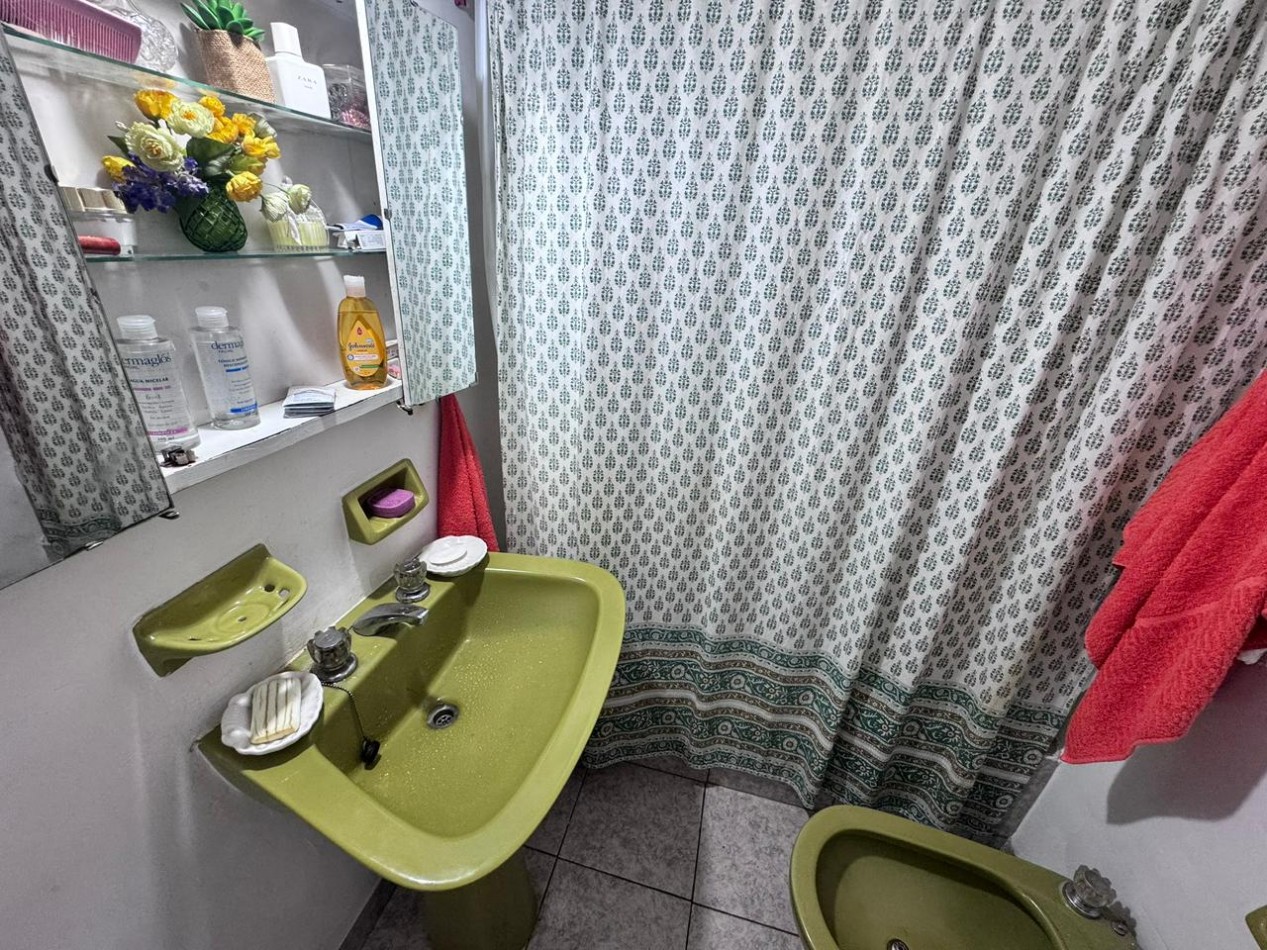 EXCELENTE DEPARTAMENTO DE 3 AMBIENTES CON BALCON