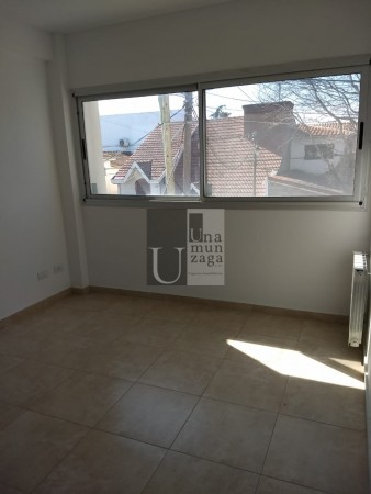 Oportunidad Imperdible 2 Ambientes en Bernal Centro