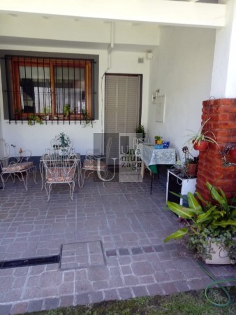 VENTA: Espectacular Chalet en Barrio Parque