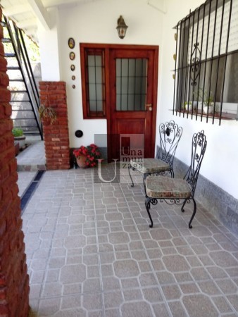 VENTA: Espectacular Chalet en Barrio Parque