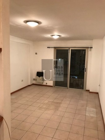 Excelente departamento 2 ambientes en Bernal