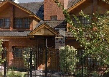 VENTA: Excelente Chalet en Barrio Parque Bernal